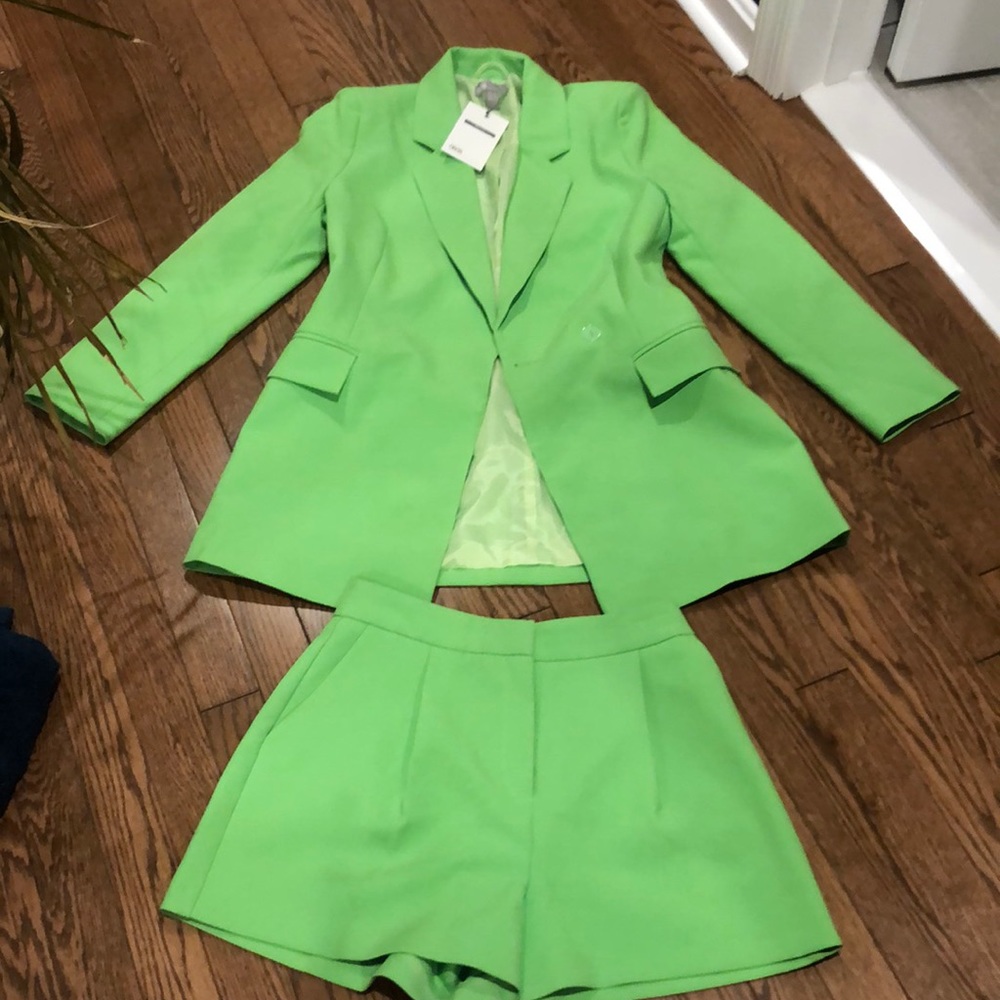 NWT ASOS Petite short suit